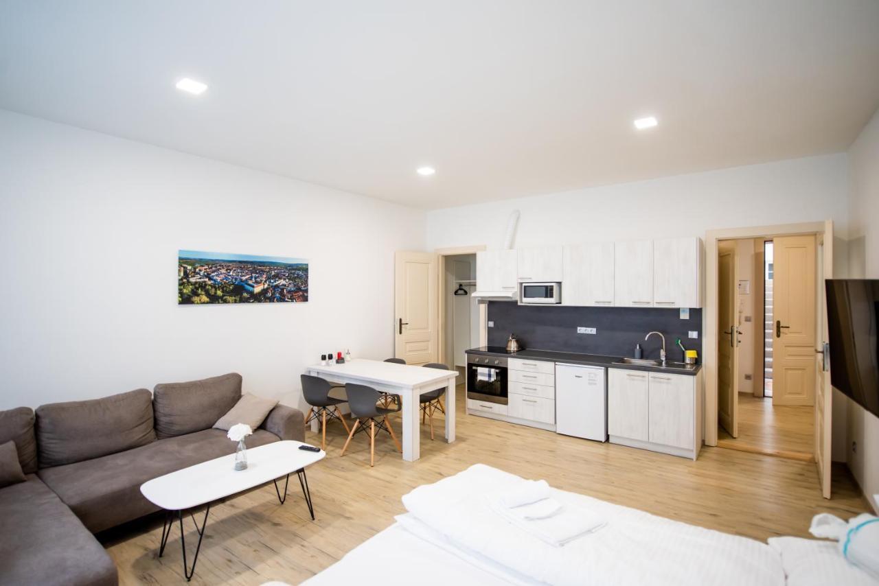 Apartmany Velke Namesti Kroměříž Екстериор снимка