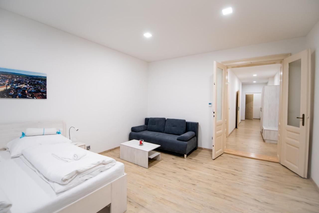 Apartmany Velke Namesti Kroměříž Екстериор снимка