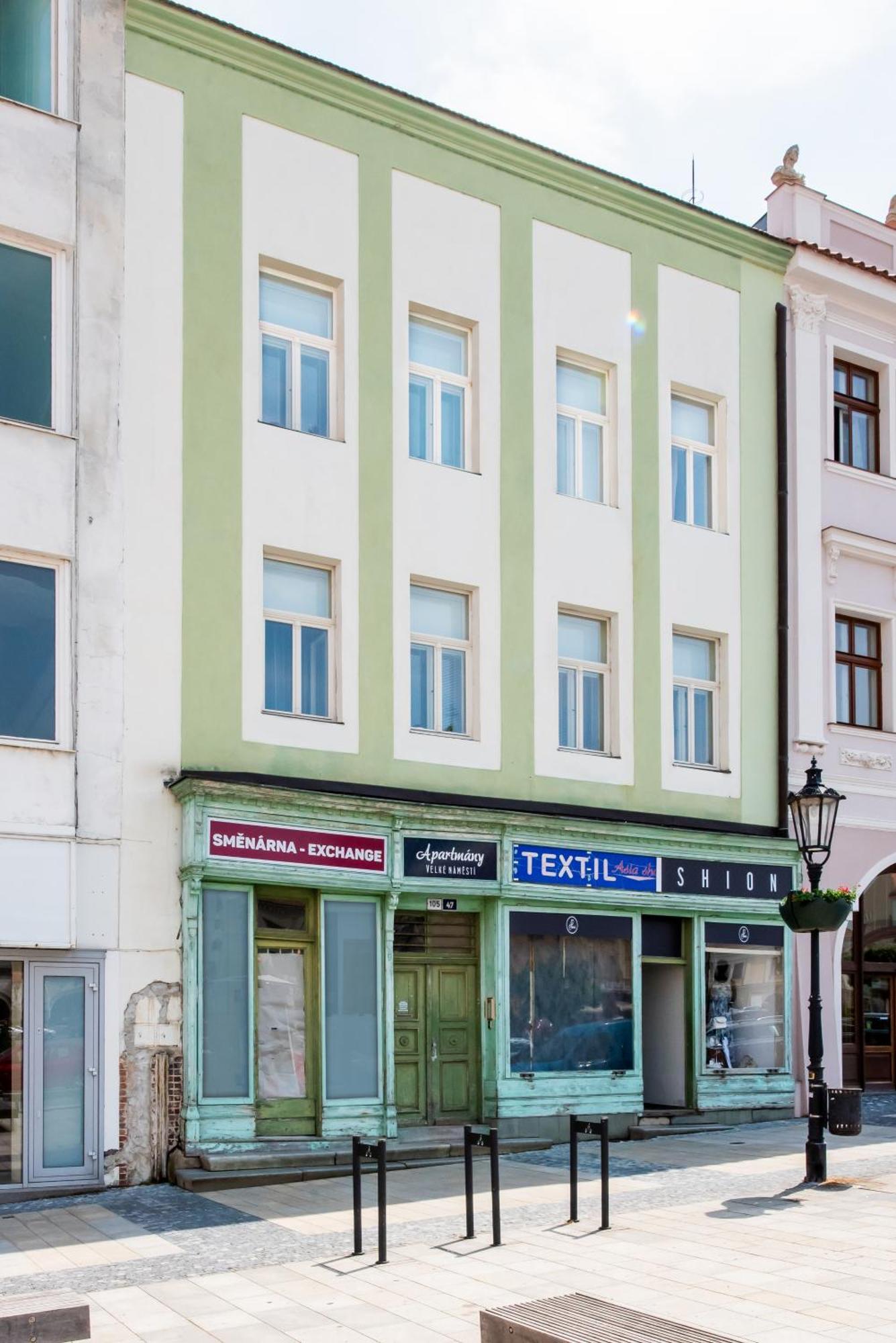 Apartmany Velke Namesti Kroměříž Екстериор снимка
